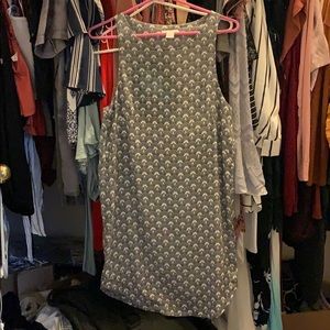 Scallop pattern dress